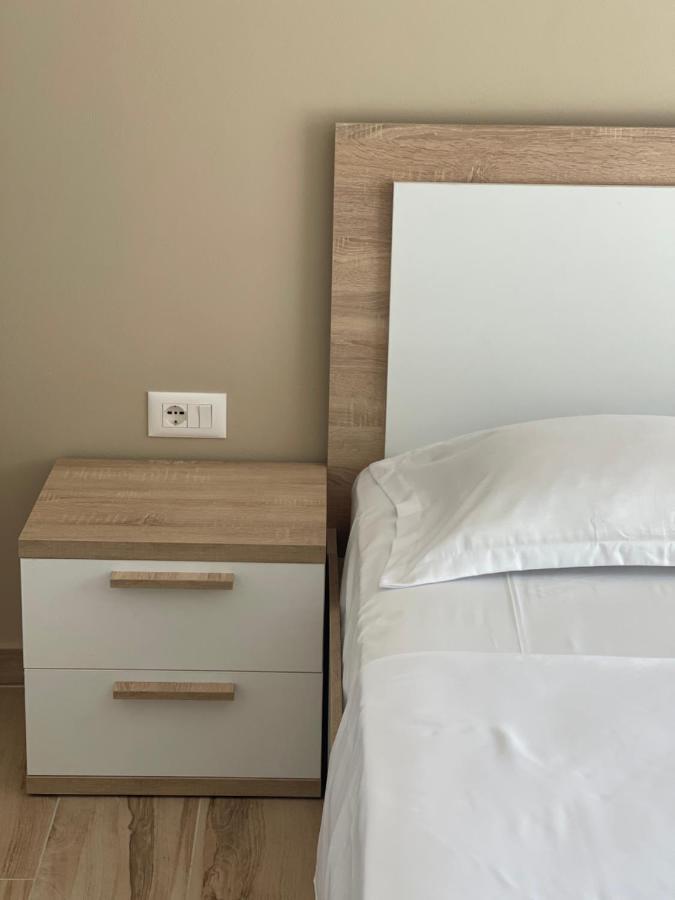 Twentysix Apartment Shkodër Eksteriør bilde